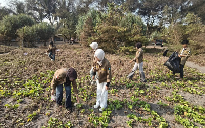 GIGAS SMK Negeri 1 Mandiraja Ikut Semarakkan World Cleanup Day 2026 melalui Aksi Bersih Lingkungan dan Pantai