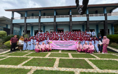 PERSONALITY & BEAUTY CLASS SMK NEGERI 1 MANDIRAJA: PERSIAPAN SISWA MENUJU DUNIA KERJA